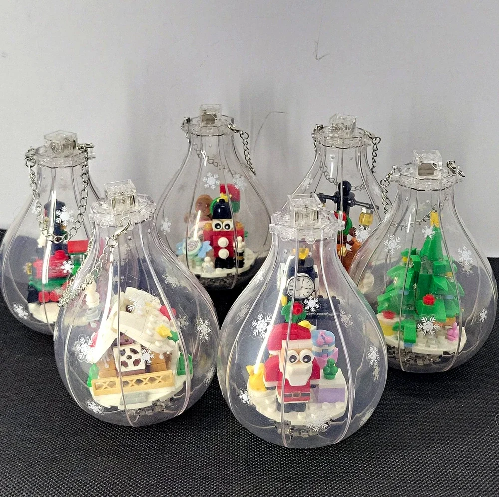 Clear Plastic Bulb Hanging Christmas Bauble Ornaments Set of 5 Santa 5 in